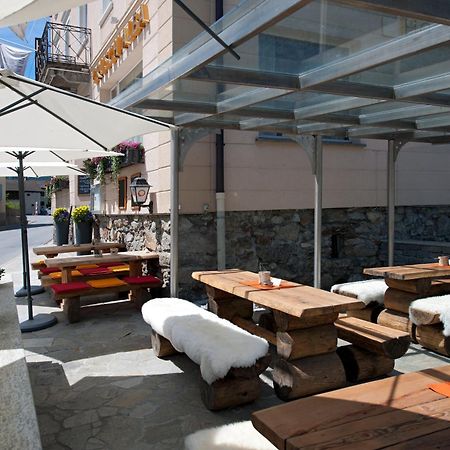 Hotel Crusch Alba แซร์เนซ ภายนอก รูปภาพ