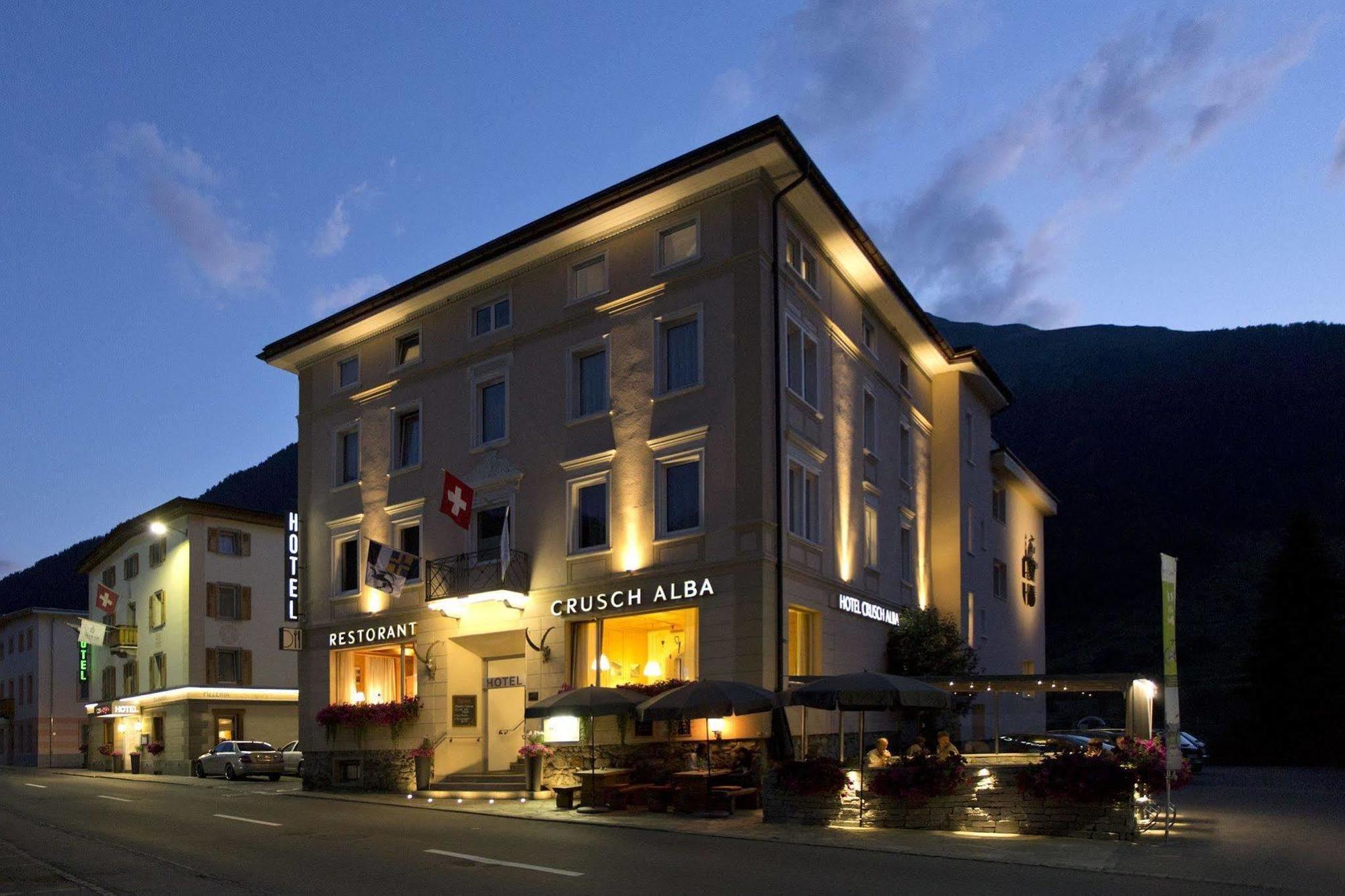 Hotel Crusch Alba แซร์เนซ ภายนอก รูปภาพ